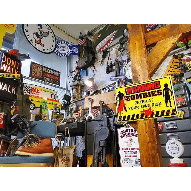 「警告！この先にゾンビいます」　ミニジョーク看板　■ アメリカン雑貨 アメリカ雑貨 | アメリカン レトロ | 04