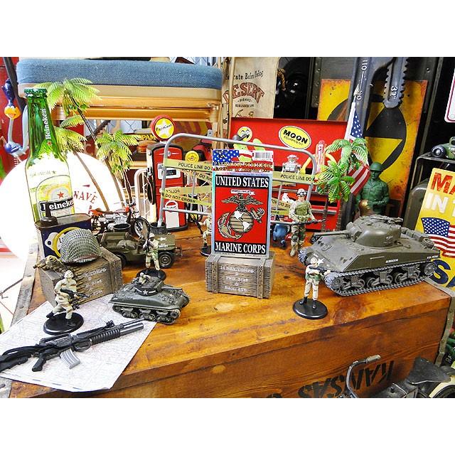 ミリタリープリズムステッカー　スクエア/Sサイズ　（U.S.マリーン）　アメリカ雑貨　アメリカン雑貨　車　シール　ブランド |  | 03