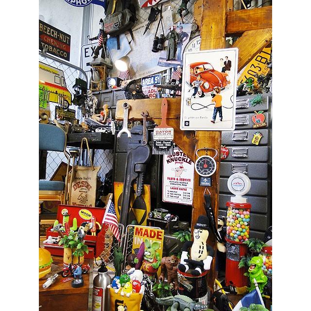 世界の名車＆クラシックカー　3Dメタルサイン　（ビートル/ファミリー）　アメリカン雑貨　アメリカ雑貨 |  | 05