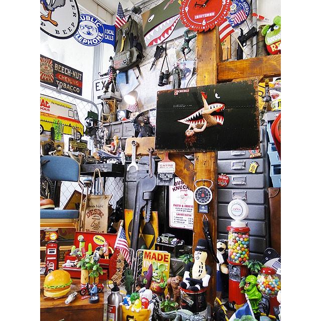 ピンナップガール＆戦闘機　U.S.ヘヴィースチールサイン　（シャークヘッド）　アメリカ雑貨　アメリカン雑貨 | アメリカン レトロ | 08