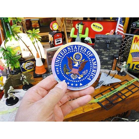 ミリタリープリズムステッカー　ラウンド/Sサイズ　（アメリカ合衆国ロゴ）　アメリカ雑貨　アメリカン雑貨　車　シール　ブランド |  | 01