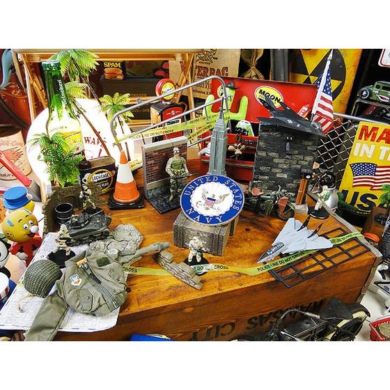 U.S.ミリタリーメダリオン　ラウンドタイプ　（U.S.ネイビー）　アメリカ雑貨 アメリカン雑貨 |  | 05