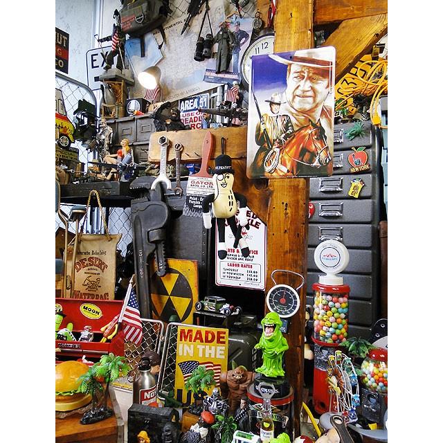 ジョン・ウェイン　ミニブリキ看板　（ホースライド）　■ アメリカン雑貨 アメリカ雑貨 |  | 04