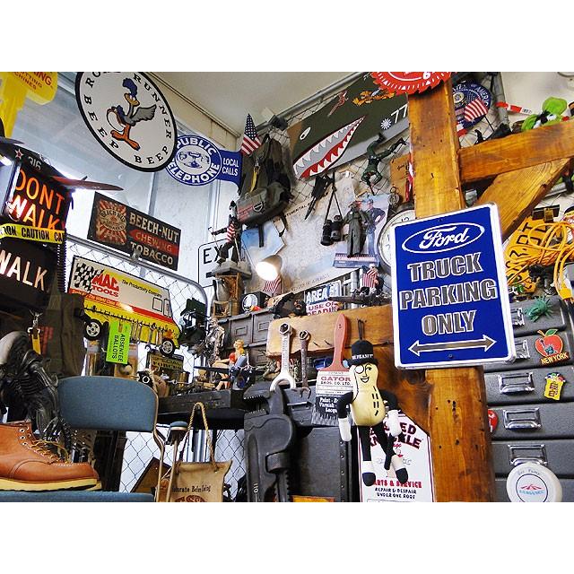 フォード　トラック専用駐車場　ミニブリキ看板　アメリカン雑貨 アメリカ雑貨 | アメリカン レトロ | 01