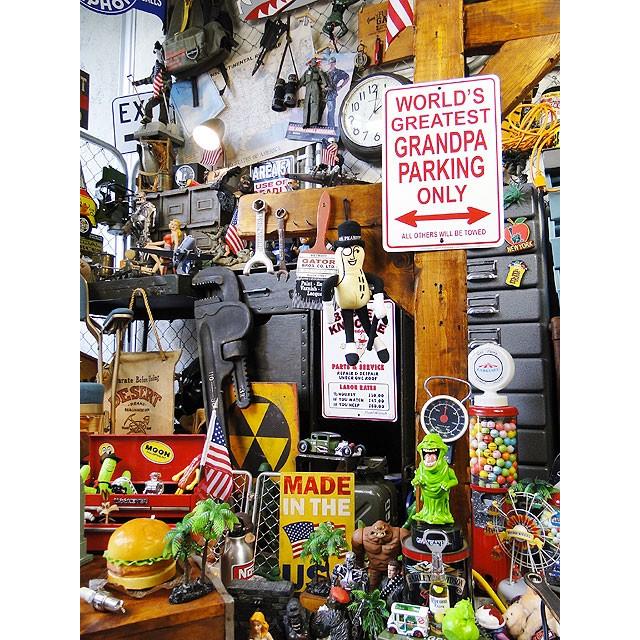 「世界一ステキなおじいちゃんの専用駐車場」　ミニブリキ看板　アメリカン雑貨 アメリカ雑貨 | アメリカン レトロ | 02