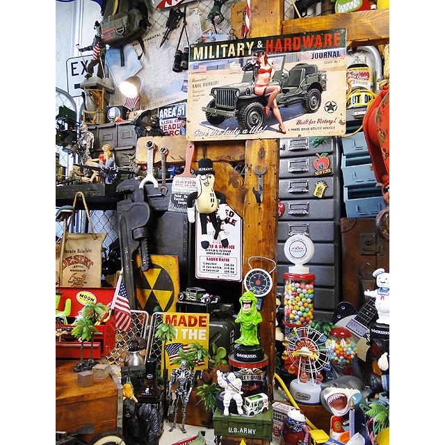 ★稀少な絶盤品★ ミリタリージープ＆ピンナップガール　U.S.ヘヴィースチールサイン　アメリカン雑貨 アメリカ雑貨 |  | 05