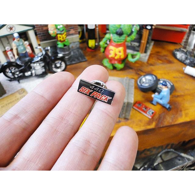 世界のモーターカンパニーロゴ　ピンバッジ　（ダッジ　440 SIX PACK）　アメリカン雑貨　アメリカ雑貨 |  | 01