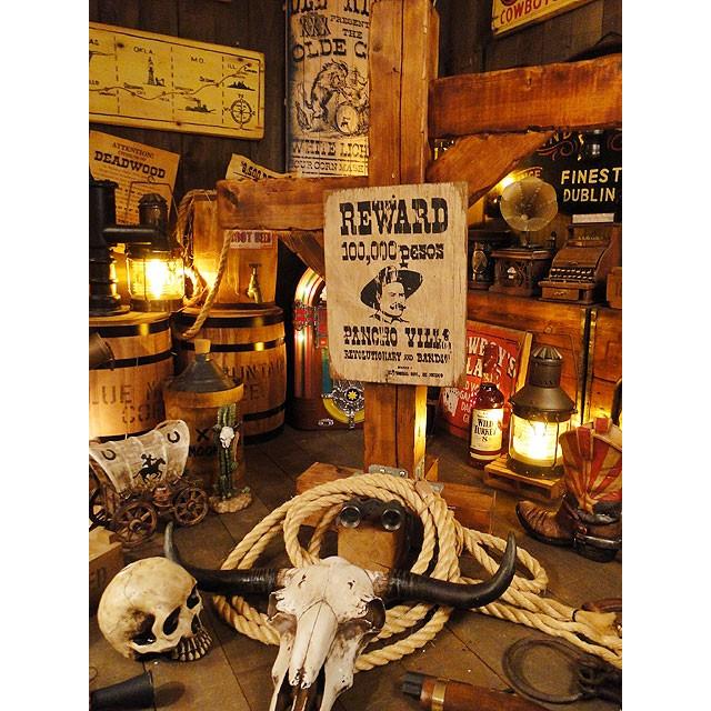 西部のお尋ね者　ポスター　木製看板　（パンチョ・ヴィラ）　アメリカ雑貨　アメリカン雑貨 |  | 03