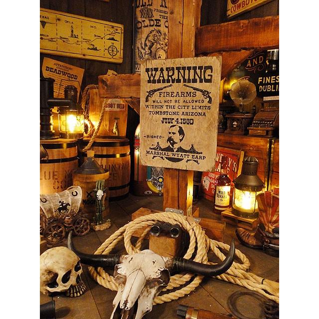 西部のお尋ね者ポスター　木製看板　（ワイアット・アープ）　アメリカ雑貨　アメリカン雑貨 |  | 03