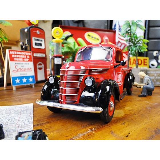 1938年ヴィンテージ インターナショナルD-2ピックアップ ダイキャスト