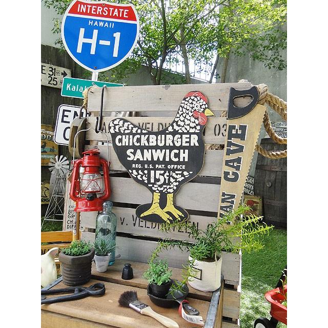 昔のアドバタイジング　ウッドサイン　（チックバーガー）　アメリカ雑貨　アメリカン雑貨　木製看板 |  | 03