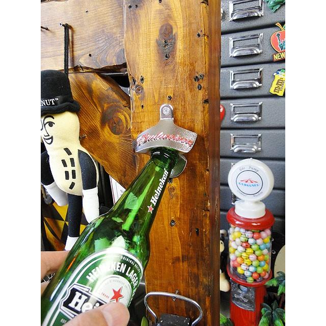 バドワイザー　ピーナッツディスペンサー Vintage Budweiser Beer Themed Peanut Candy Gumball Dispenser