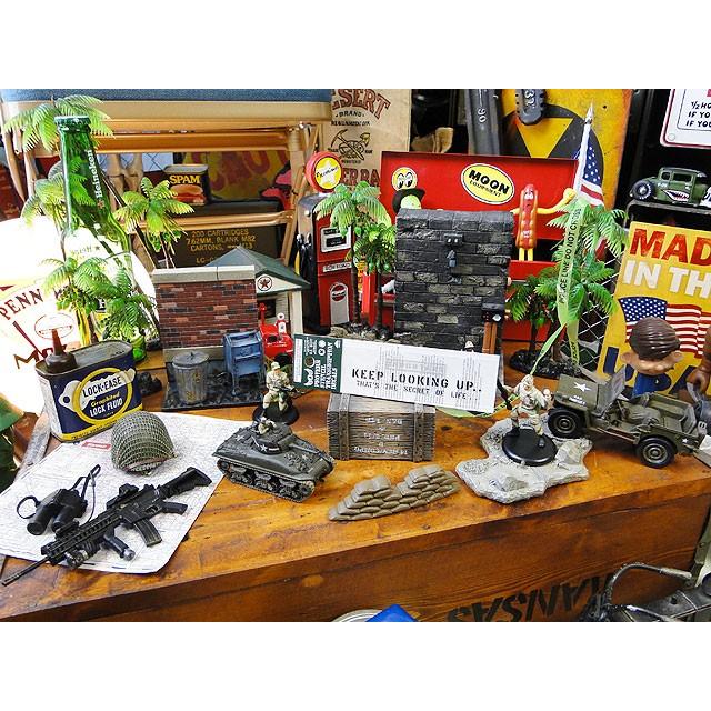 ことわざステンシル転写ステッカー　（上を見続ける。　それが生きるコツさ）　アメリカ雑貨　アメリカン雑貨 |  | 03