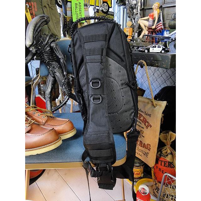 U.S.タイプ　ミリタリーボディバッグ　（ブラック）　アメリカ雑貨　アメリカン雑貨 |  | 05