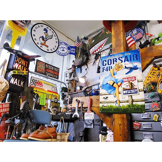 ピンナップガール＆戦闘機　U.S.ヘヴィースチールサイン　（F4U　コルセア）　アメリカ雑貨　アメリカン雑貨 爆買 |  | 05