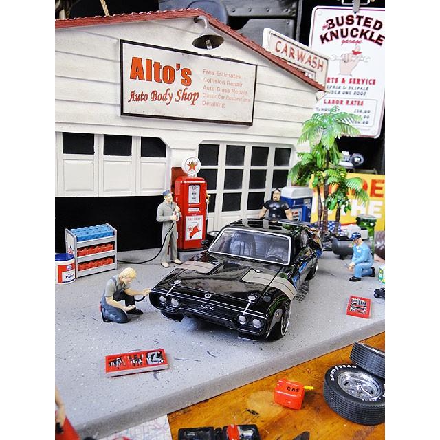 1/24 ガレージ　模型　ダイキャスト　ミニカー等に！ Jada 映画 ワイルドスピード ダイキャストミニカー 1/24スケール