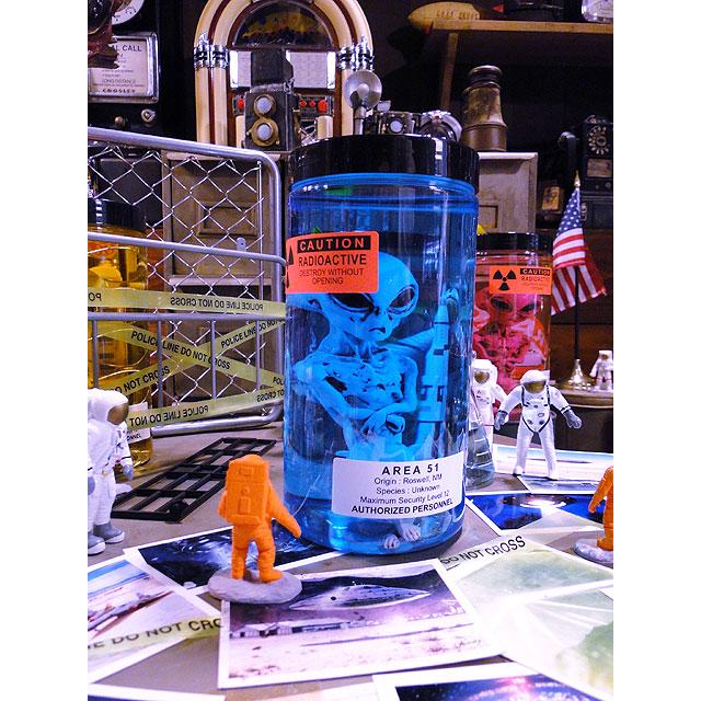 累計販売数5000個突破！　エリア51　エイリアンのホルマリン漬け　（ブルーエイリアン）　あの所さんが大絶賛！世田谷ベースに飾られてます |  | 05