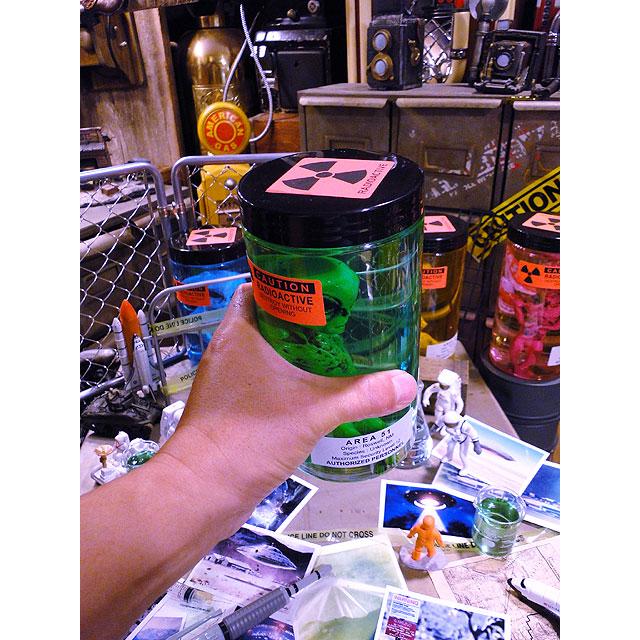 エリア51　エイリアンのホルマリン漬け　（グリーンエイリアン/グリーンリキッド）　あの所さんが大絶賛！世田谷ベースに飾られてます |  | 17