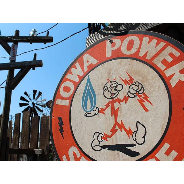 アメリカンガレージ　ウッドサイン　シリーズ第三弾　（レディキロワット/アイオワパワーサービス）　アメリカン雑貨 アメリカ雑貨 |  | 03