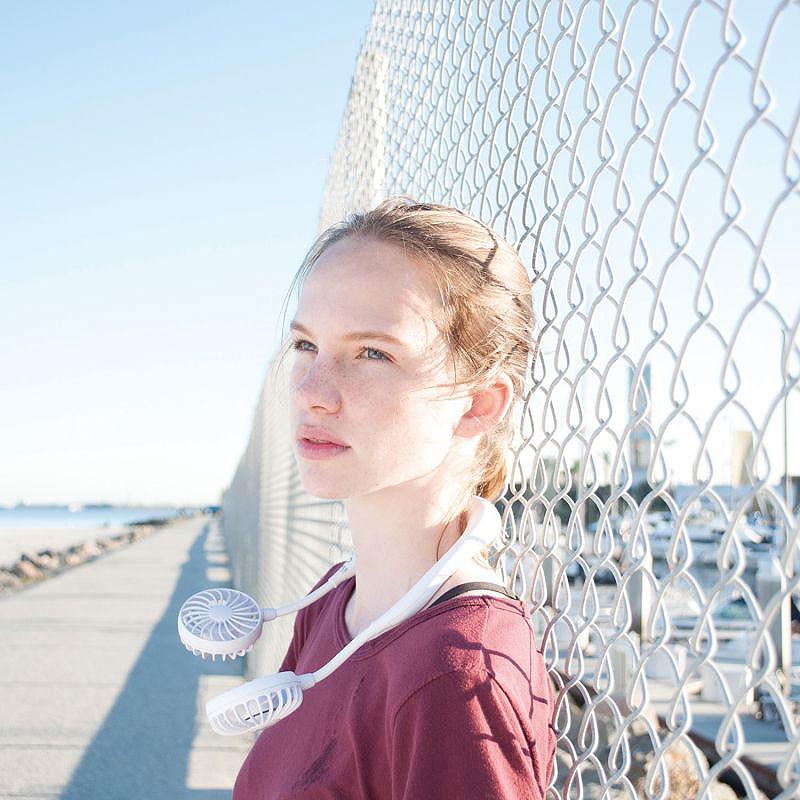 両手フリーでメチャ便利！手ぶら扇風機　ダブルファン　首掛け扇風機　ポータブルファン　携帯用扇風機　SPICE W FAN | 