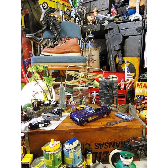 Jada　DC　コミック　ボムシェルズ　ダイキャストミニカー　1/24スケール　（バットガール　1957年　シボレーコルベット）　アメリカ雑貨 |  | 12