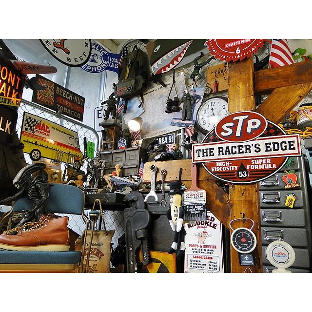 STP　エンボスティンサイン　（ザ　レーサー）　アメリカ雑貨　アメリカン雑貨 |  | 05