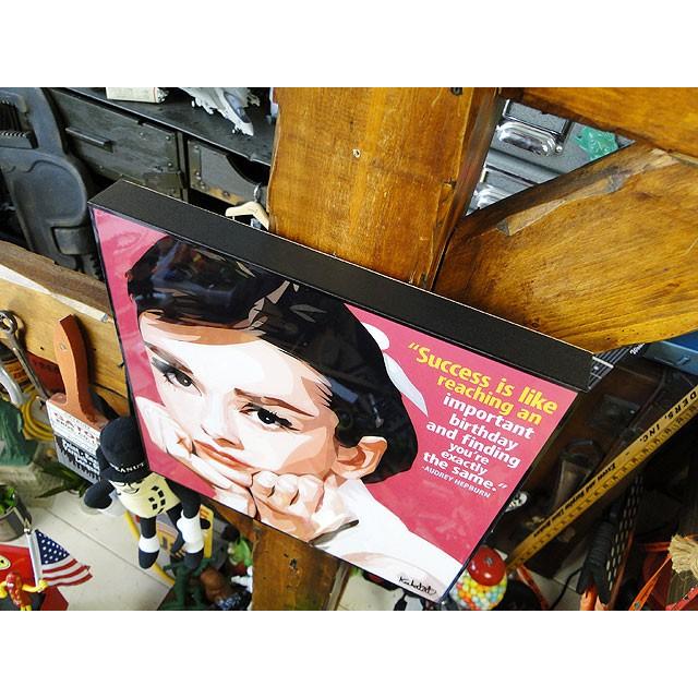 オードリー・ヘップバーン　ポップアートフレーム　（TYPE1)　■　アメリカン雑貨　アメリカ雑貨　パネル　ポスター |  | 01