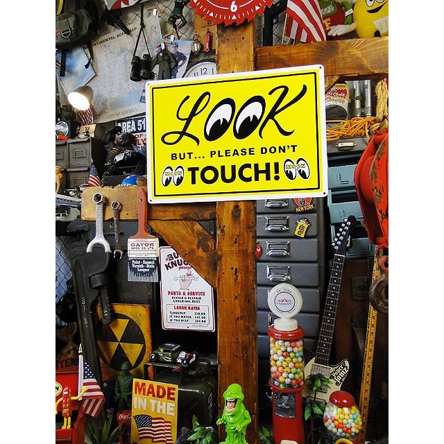 ムーンアイズ　「見て！」サインプレート　アメリカ雑貨 アメリカン雑貨 |  | 01