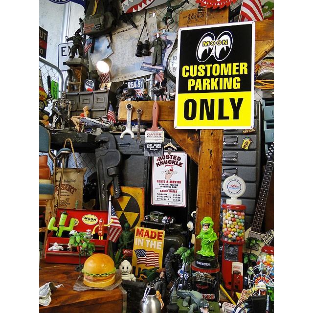 ムーンカスタマー専用駐車場　サインプレート　アメリカ雑貨 アメリカン雑貨 |  | 04