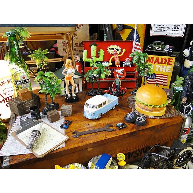 1963年フォルクス・ワーゲン　ピックアップ・ダブルキャブ　ミニカー　1/34スケール　（ライトブルー） |  | 05