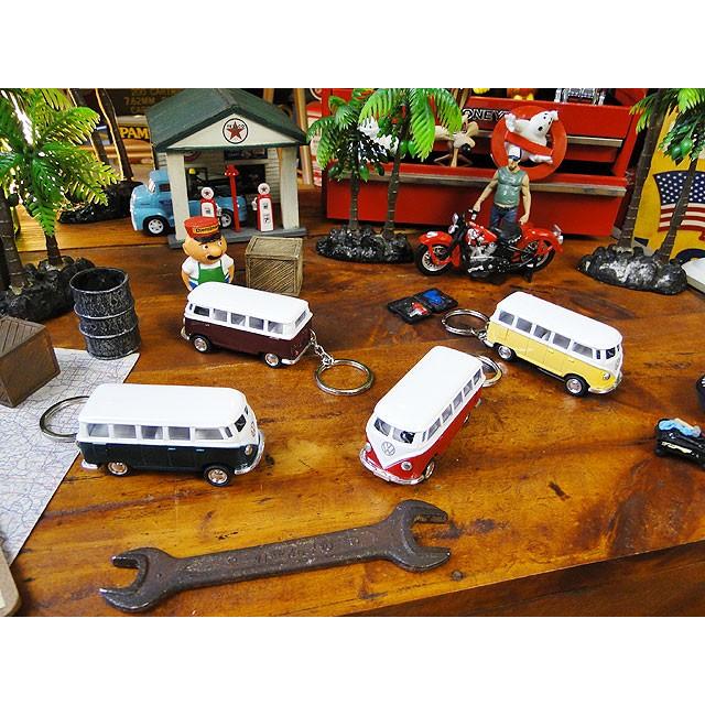 1962年　フォルクス・ワーゲン　ワーゲンバス　プルバックカー　キーホルダー　1/64スケール　（4台セット）　■　アメリカン雑貨 | 