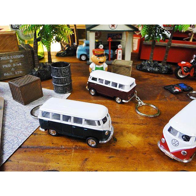 1962年　フォルクス・ワーゲン　ワーゲンバス　プルバックカー　キーホルダー　1/64スケール　（4台セット）　■　アメリカン雑貨 |  | 03