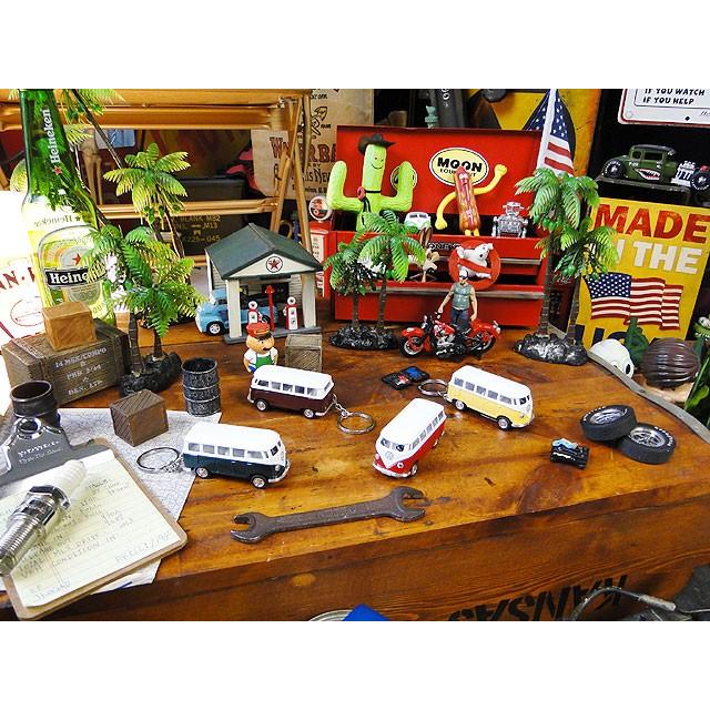 1962年　フォルクス・ワーゲン　ワーゲンバス　プルバックカー　キーホルダー　1/64スケール　（4台セット）　■　アメリカン雑貨 |  | 07