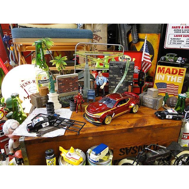 Jada マーベル アベンジャーズ アイアンマン＆2016年シボレー　カマロ　ダイキャストミニカー 1/24スケール ■ アメリカン雑貨 爆買 |  | 10