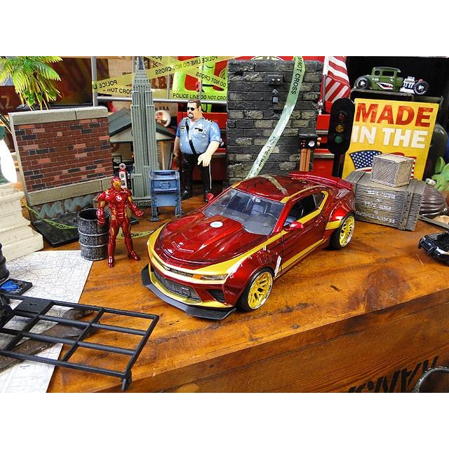 Jada マーベル アベンジャーズ アイアンマン＆2016年シボレー　カマロ　ダイキャストミニカー 1/24スケール ■ アメリカン雑貨 爆買 |  | 09
