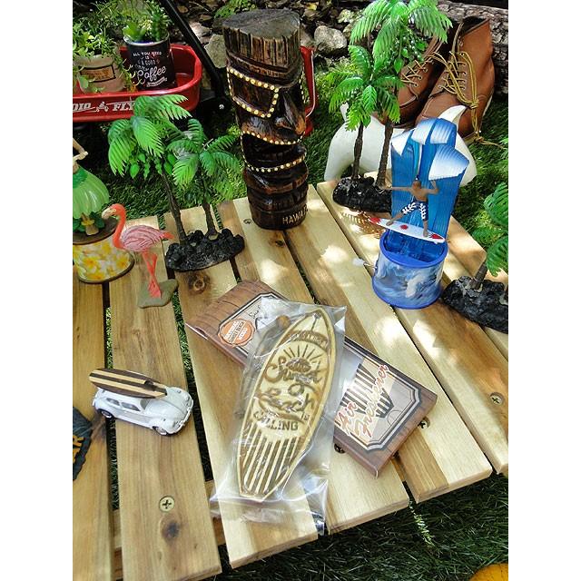 サーフボード型ナチュラルウッドエアーフレッシュナー　（サンセットビーチ）　■　アメリカン雑貨　アメリカ雑貨 |  | 02