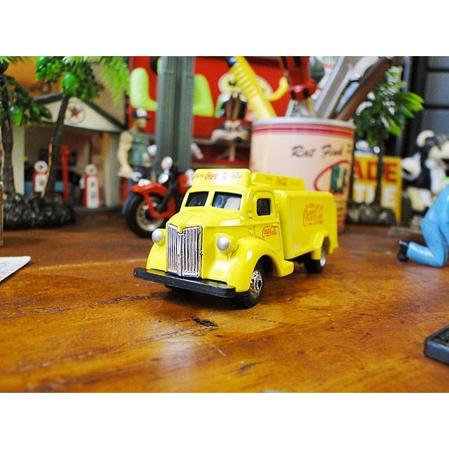 Coca-Cola ミニカー トラック ボトル、外装箱付き コカ・コーラ ボトルトラック ミニカー 1/87スケール （1947年