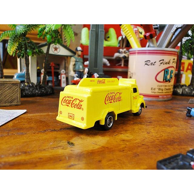 コカコーラ　フラッパーガール　フィギュア　ビンテージ　アメリカン雑貨 コカ・コーラ ボトルトラック ミニカー 1/87スケール （1947年モデル