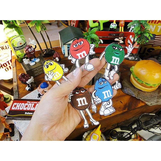 m&m