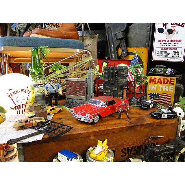 映画　エルム街の悪夢　フレディ・クルーガー仕様　1958年　キャデラック　シリーズ62　ダイキャストミニカー　1/24スケール |  | 12