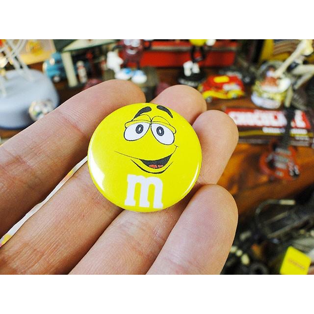 m&m's缶バッジ　Sサイズ　（イエロー/フェイス）　■ アメリカン雑貨 アメリカ雑貨 |  | 02