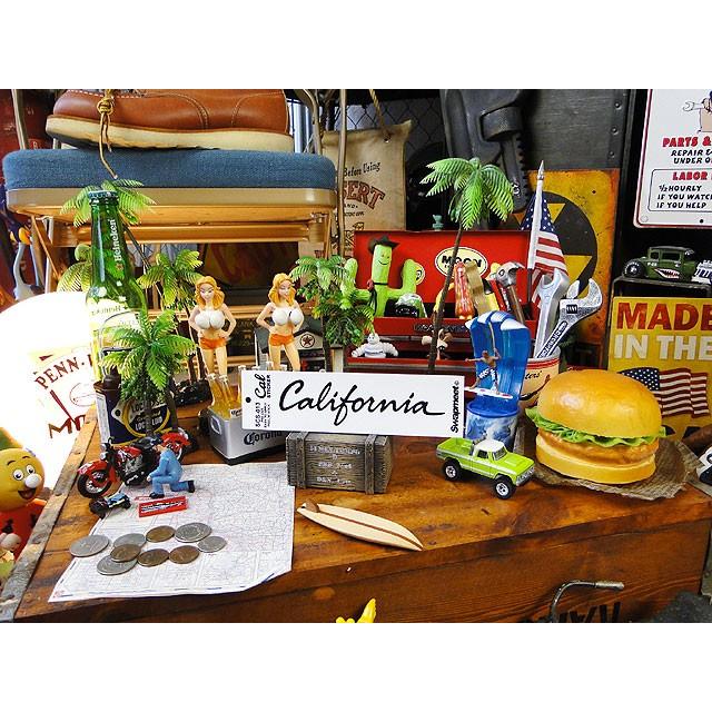 カリフォルニアステッカー　（筆記体ロゴ/ブラック）　■　アメリカン雑貨　アメリカ雑貨　デカール　シール |  | 01