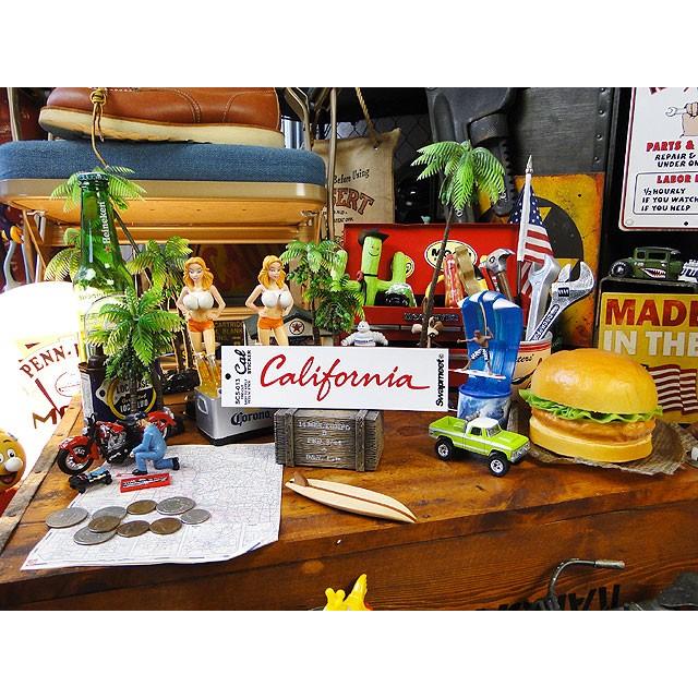 カリフォルニアステッカー　（筆記体ロゴ/レッド）　■　アメリカン雑貨　アメリカ雑貨　デカール　シール 爆買 |  | 01