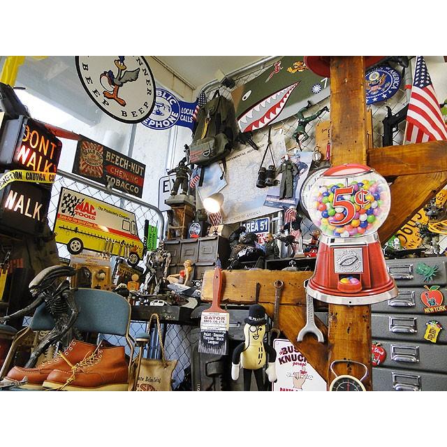 ガムボールマシン　エンボスティンサイン ■ アメリカン雑貨 アメリカ雑貨 看板 爆買 |  | 04