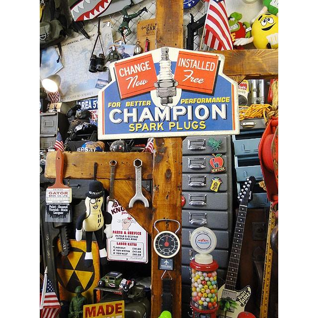 チャンピオン　エンボスティンサイン　（ヴィンテージアド）　■　アメリカン雑貨　アメリカ雑貨　看板 |  | 03