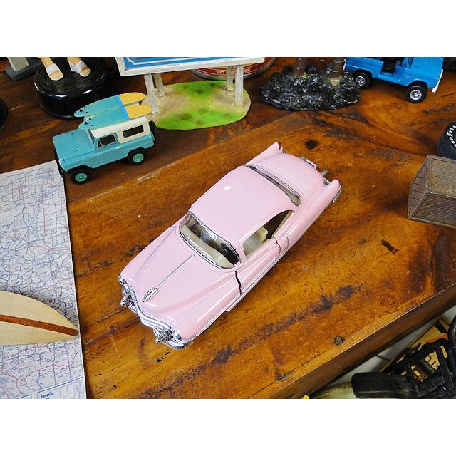 1953年キャデラック シリーズ62 クーペ ダイキャストミニカー 1/43