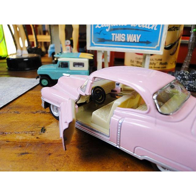 1953年キャデラック シリーズ62 クーペ ダイキャストミニカー 1/43