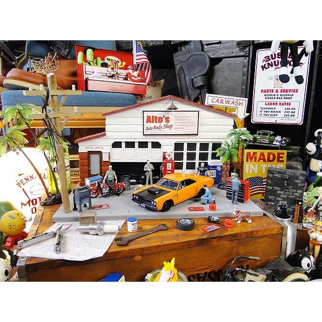 Jada 1970年プリムス ロードランナー ダイキャストミニカー 1/24