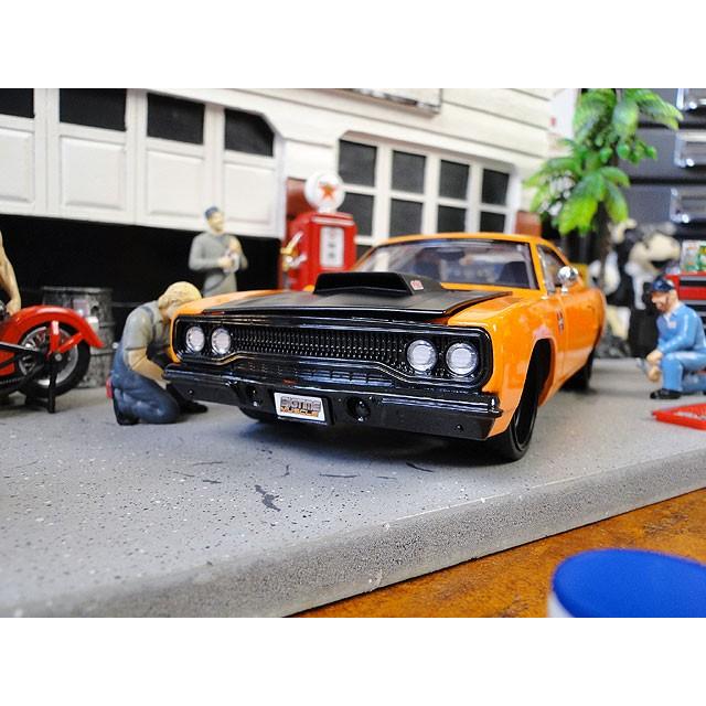 Jada 1970年プリムス ロードランナー ダイキャストミニカー 1/24