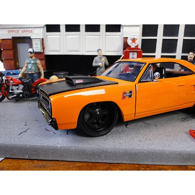 Jada 1970年プリムス ロードランナー ダイキャストミニカー 1/24